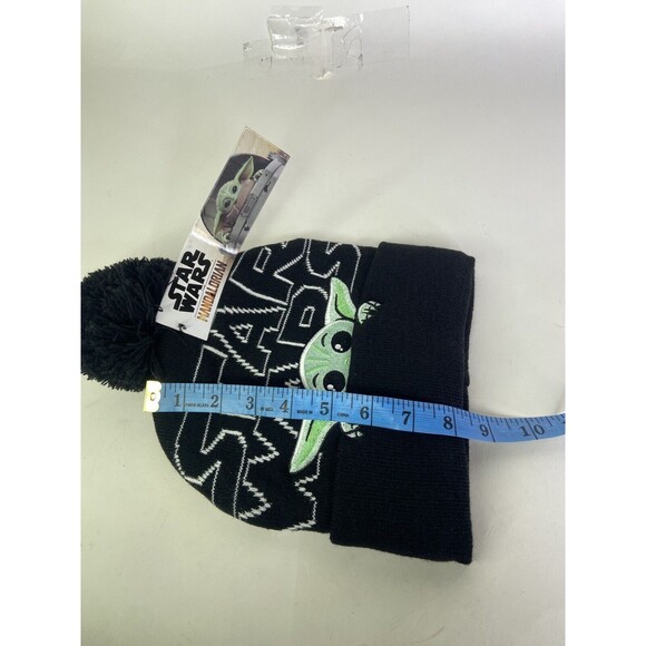 Disney Star Wars The Child Grogu Baby Yoda Knit Pom Beanie Hat Cap Adult OSFM - Picture 6 of 6